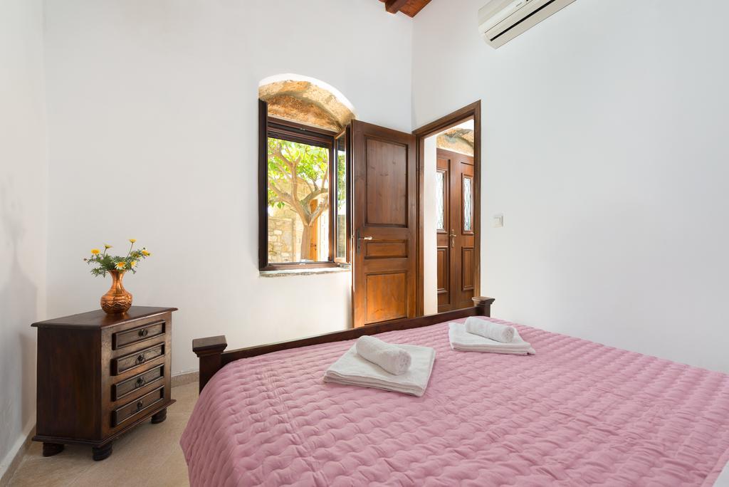 Villa Claudia In Lardos Luaran gambar